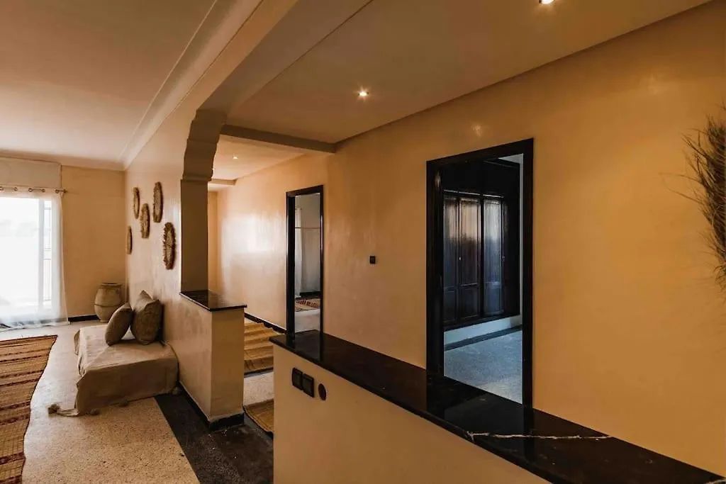 Central Majorelle Apartment Sleeps 4 마라케시