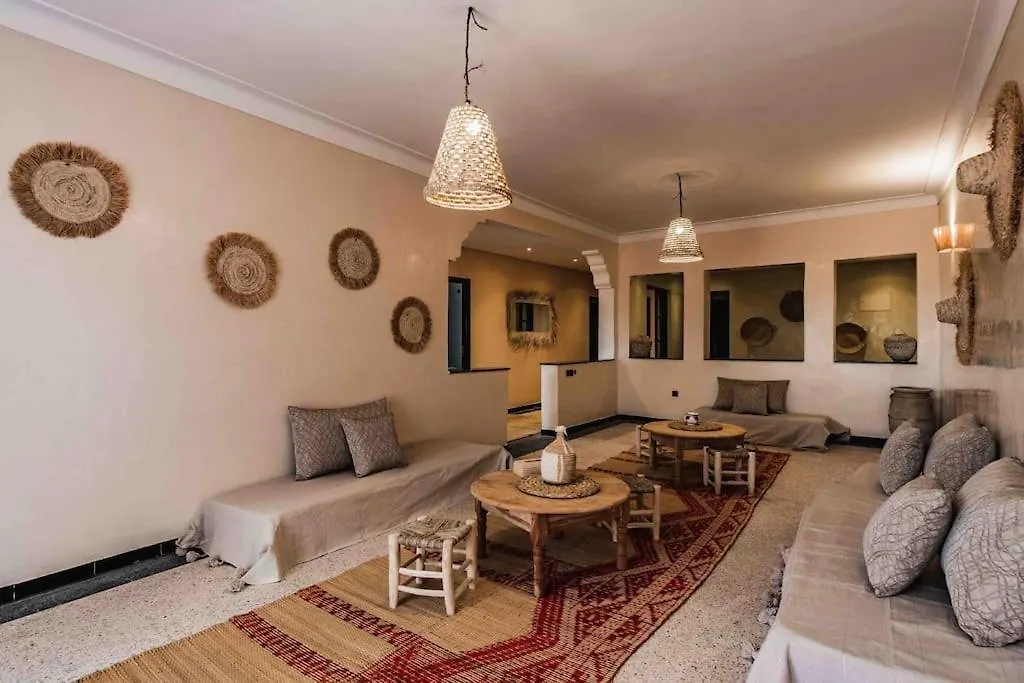 Central Majorelle Apartment Sleeps 4 마라케시 0*,